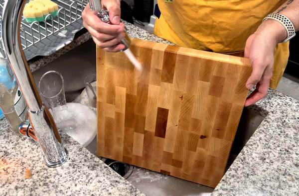 image of a Japanese end-grain cutting board